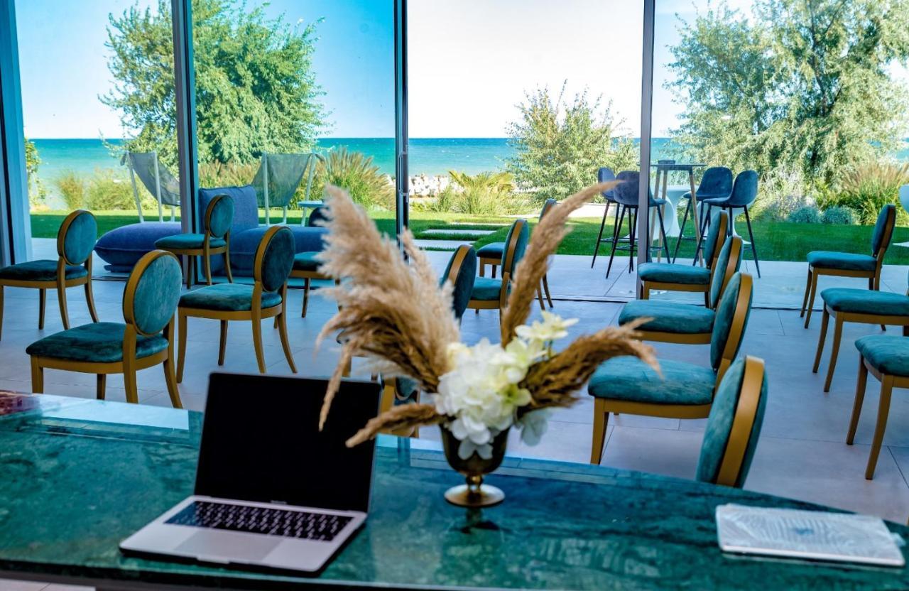 Novum By The Sea Aparthotel Olimp Luaran gambar